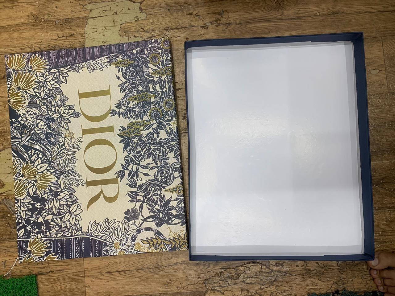 Dior Elegance: Book Tote Model 72537/2 - An Exquisite Store Article Replica